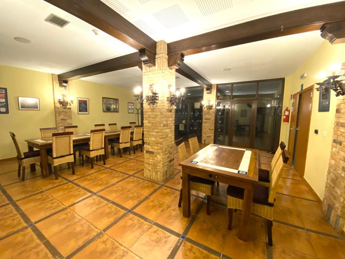 Hotel Lasa Sport Valladolid Zewnętrze zdjęcie