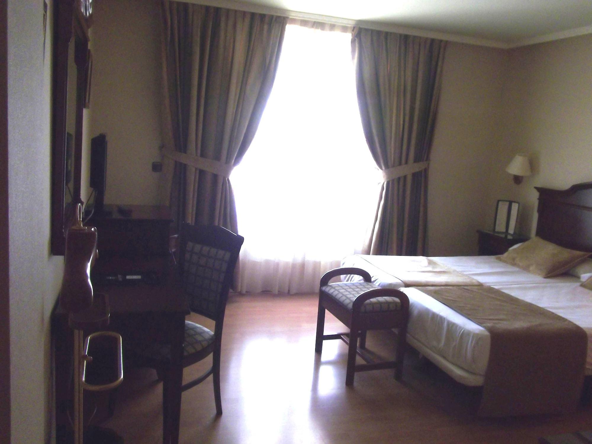 Hotel Lasa Sport Valladolid Zewnętrze zdjęcie