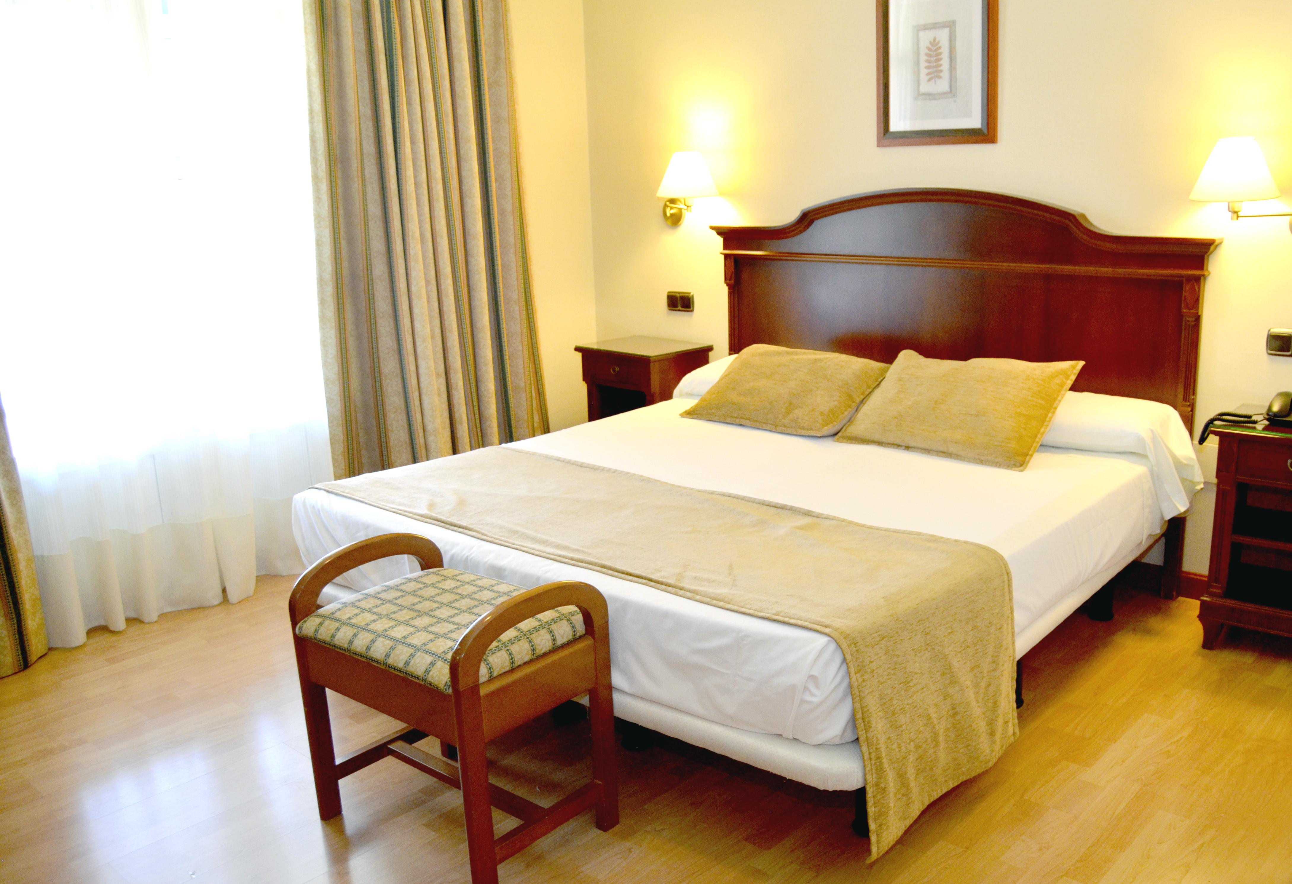 Hotel Lasa Sport Valladolid Zewnętrze zdjęcie