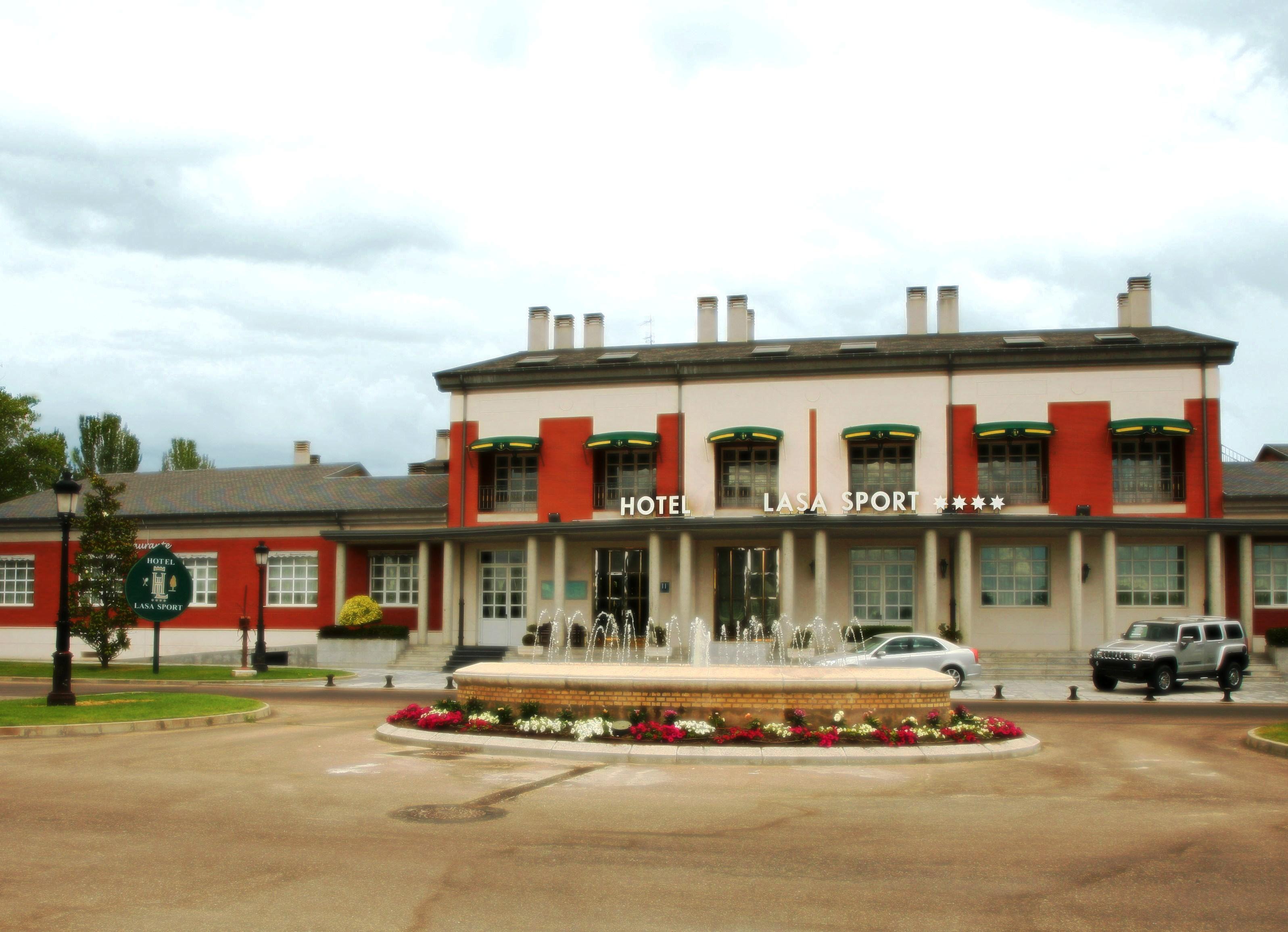 Hotel Lasa Sport Valladolid Zewnętrze zdjęcie