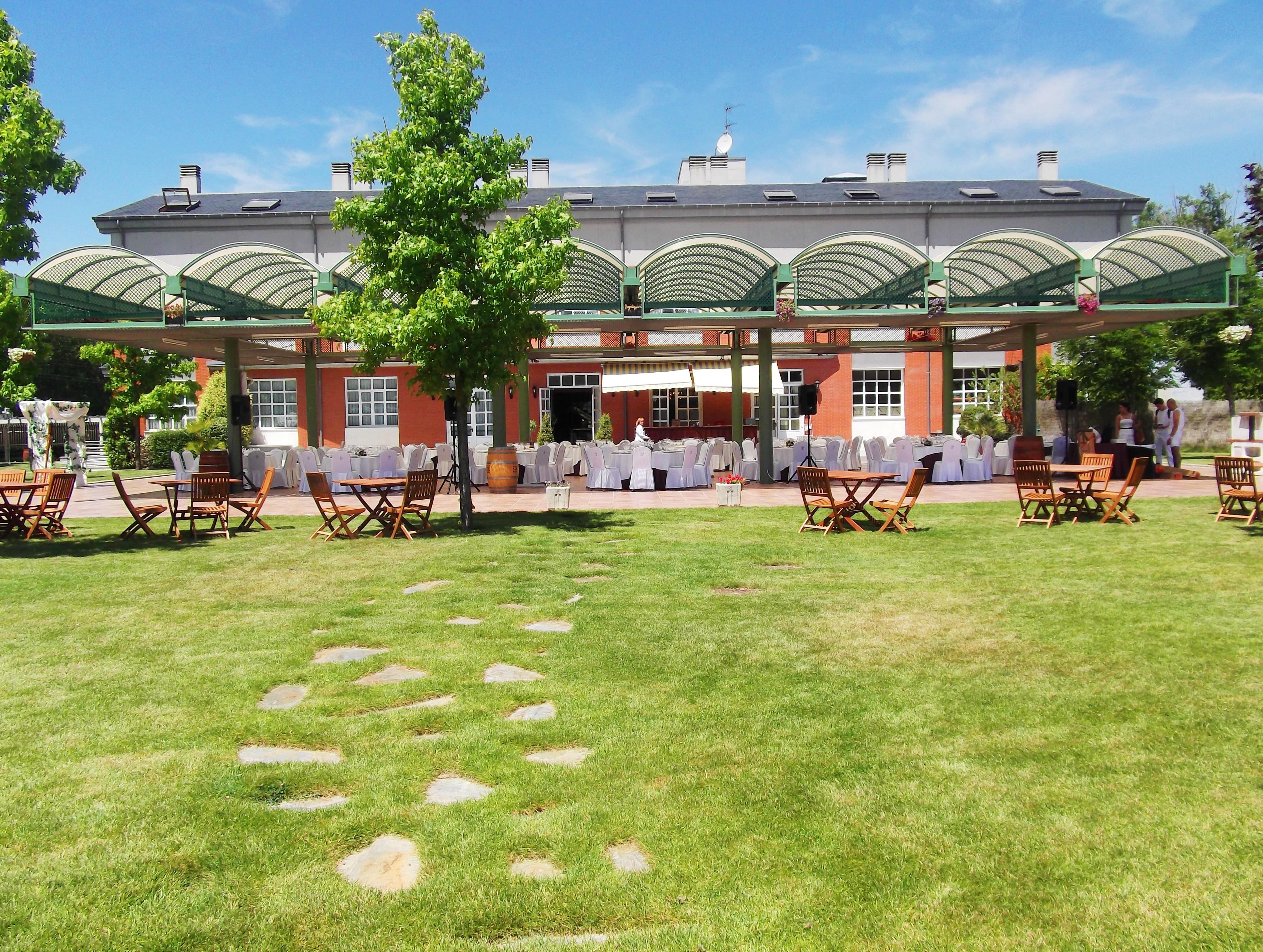 Hotel Lasa Sport Valladolid Zewnętrze zdjęcie