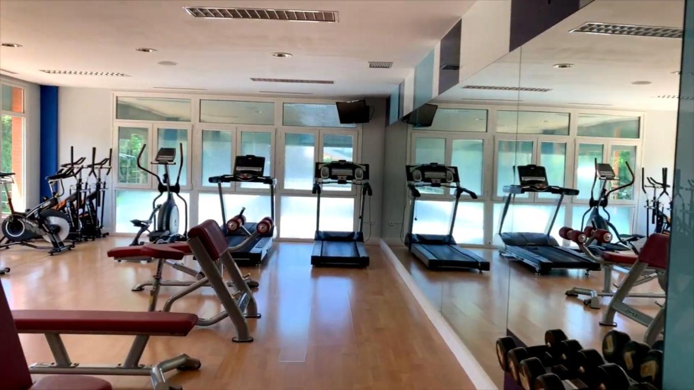 Hotel Lasa Sport Valladolid Zewnętrze zdjęcie